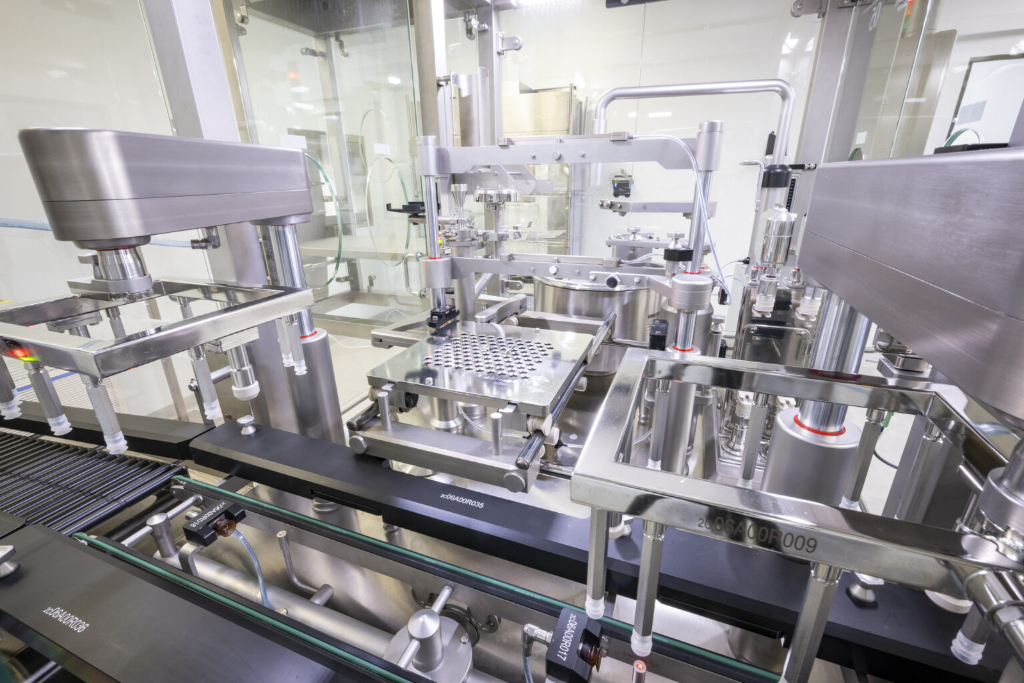 Sterile filling lab equipment