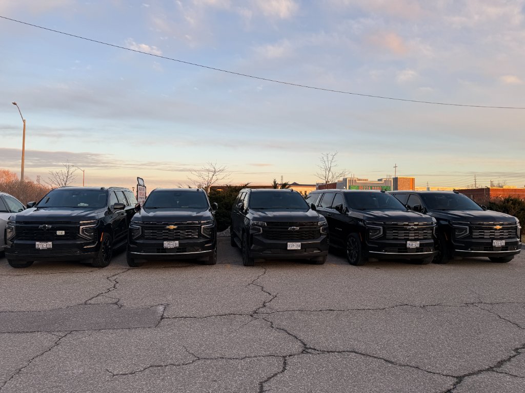 Prestige Ride luxury limo photo 1 - Toronto GTA