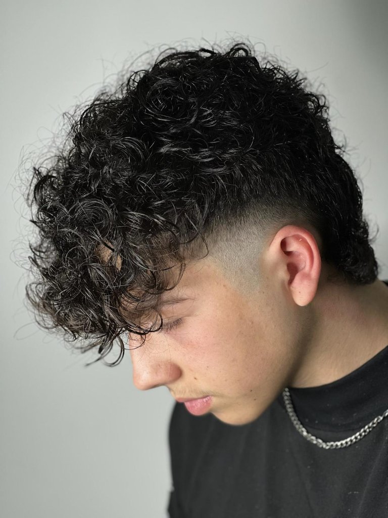 Disconnection Salon