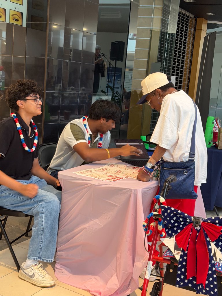 Senior Vendor Market