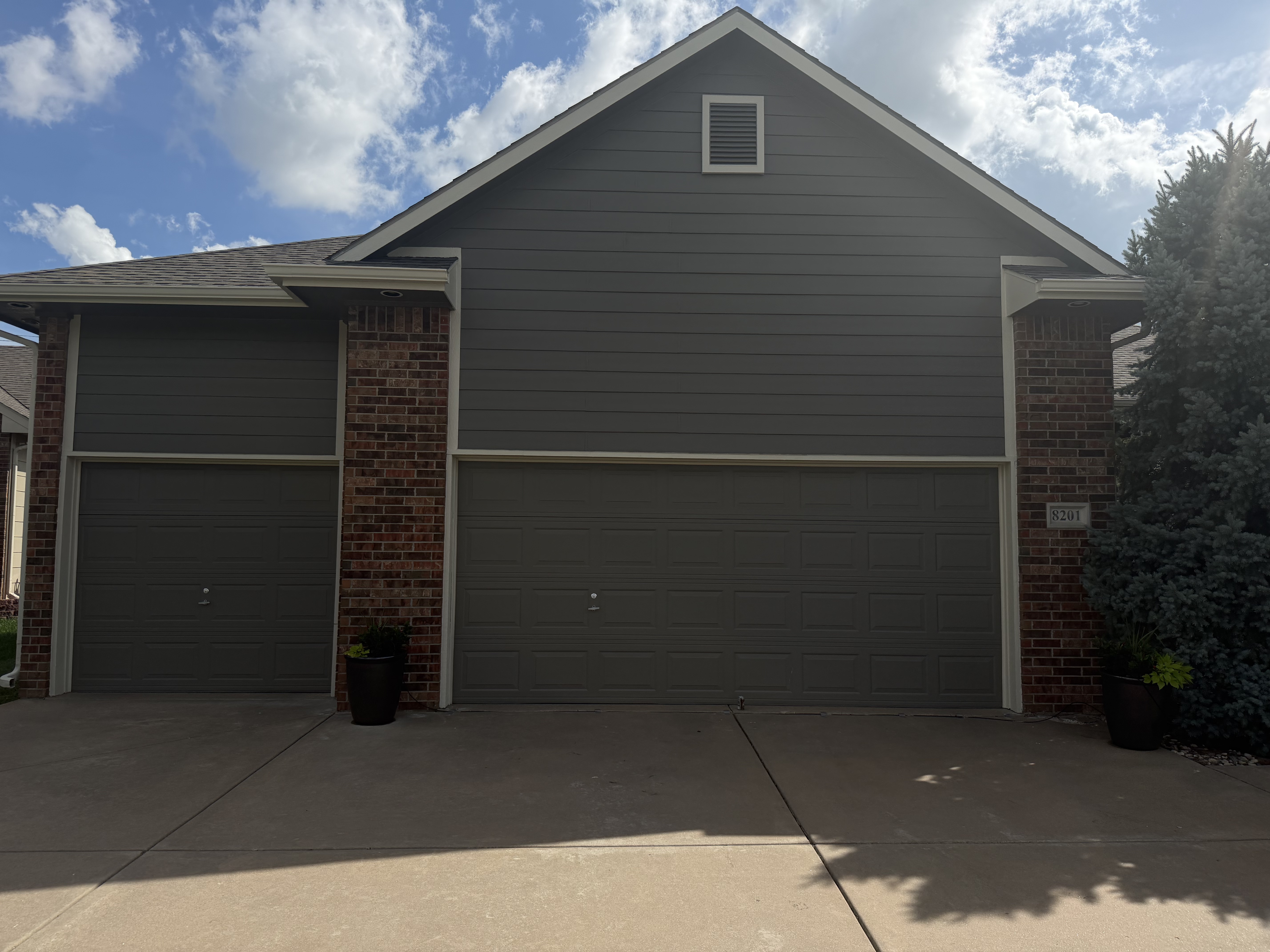 Painting work - residential home garage