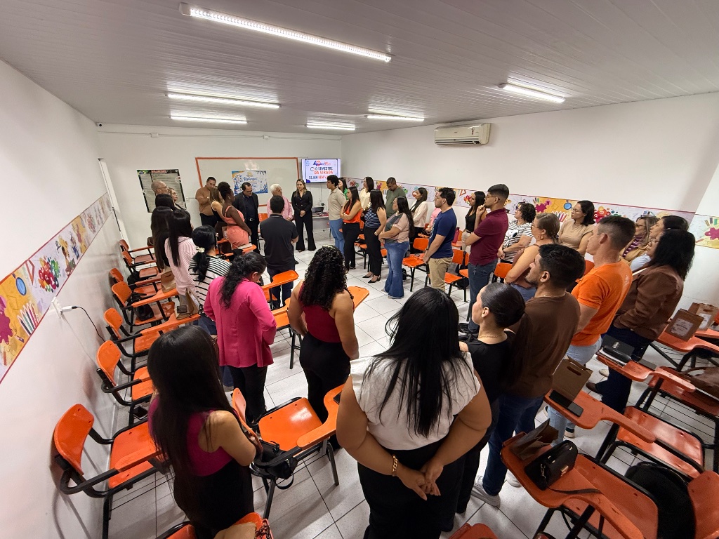 Grupo Educacional São Domingos inicia capacitações e planejamento para o segundo semestre letivo