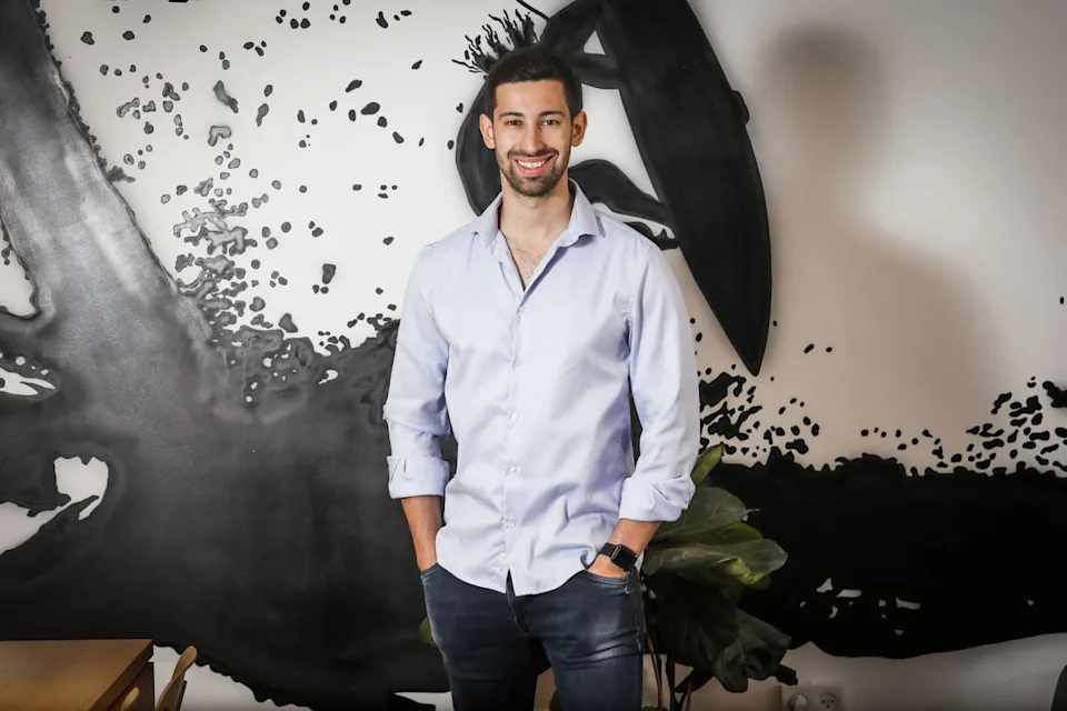 Meet Lior Pozin: The Avant-Garde Entrepreneur Reshaping Dropshipping with AutoDS