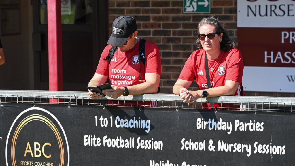 Join the Robins new WhatsApp Channel
