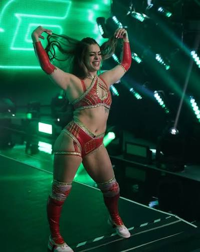 Ex-WWE Star Sirena Linton Makes ROH Debut Against Athena