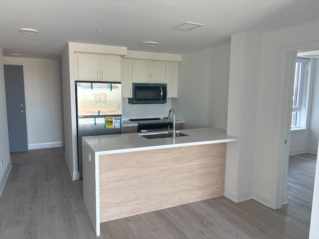 Kitchen & Living
