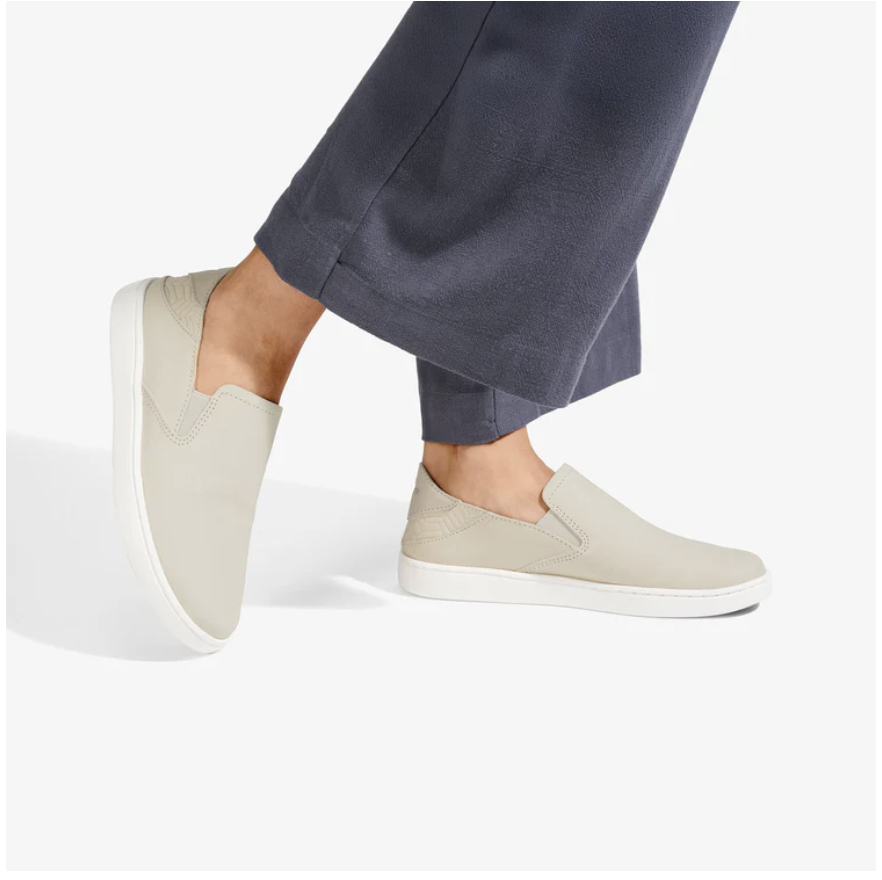 Pehuea Women's Leather Sneakers