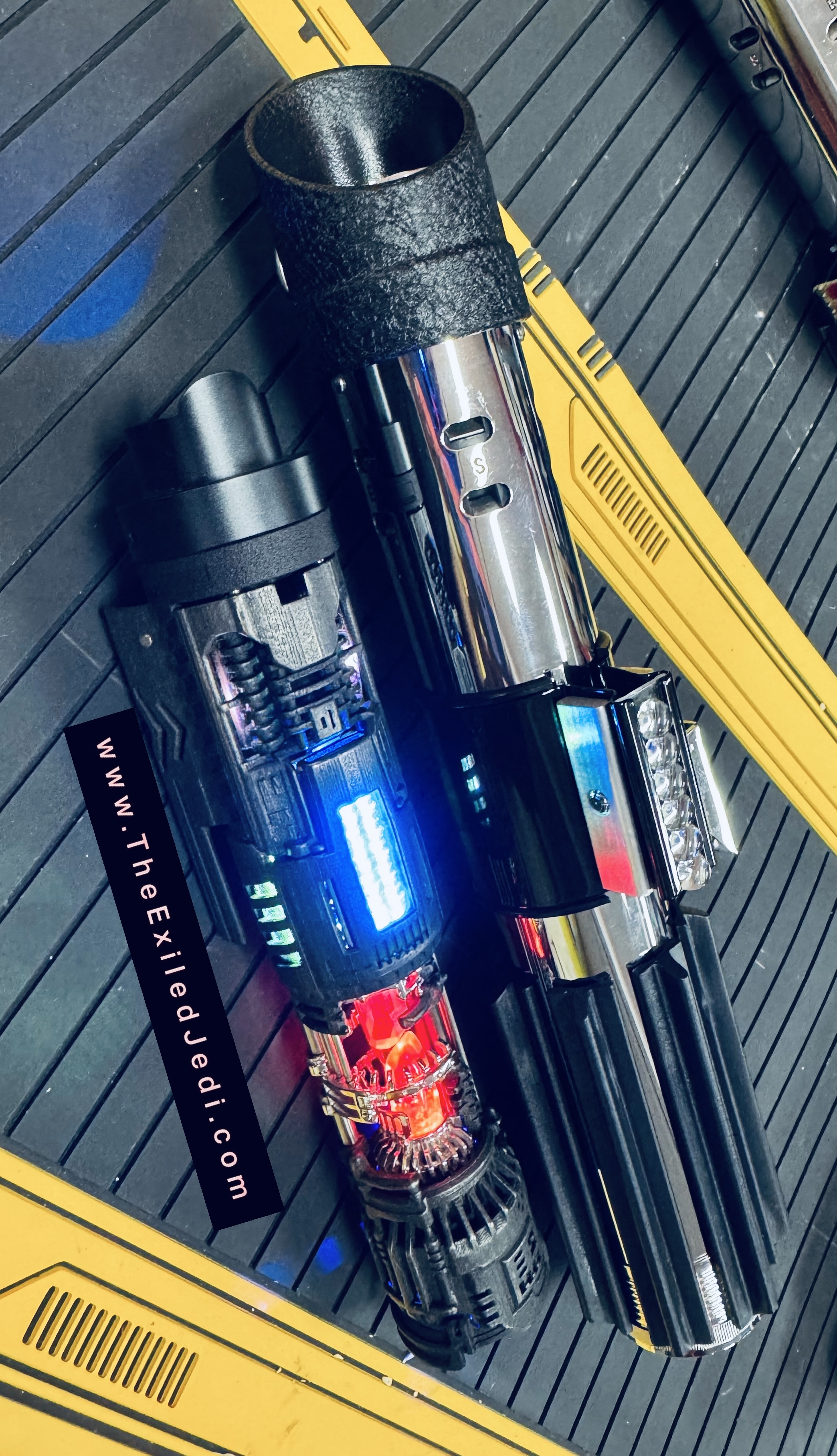 MPP 4 V1 (Vader Ep 4 ANH) with Goth-3D Sith Lord Master Chassis photo 2
