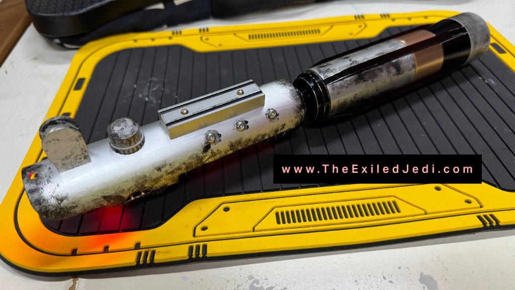 HL Lightsaber Starkiller w Wasp Neck, Weathered & Rotating Crystal Chamber Rotation photo 2