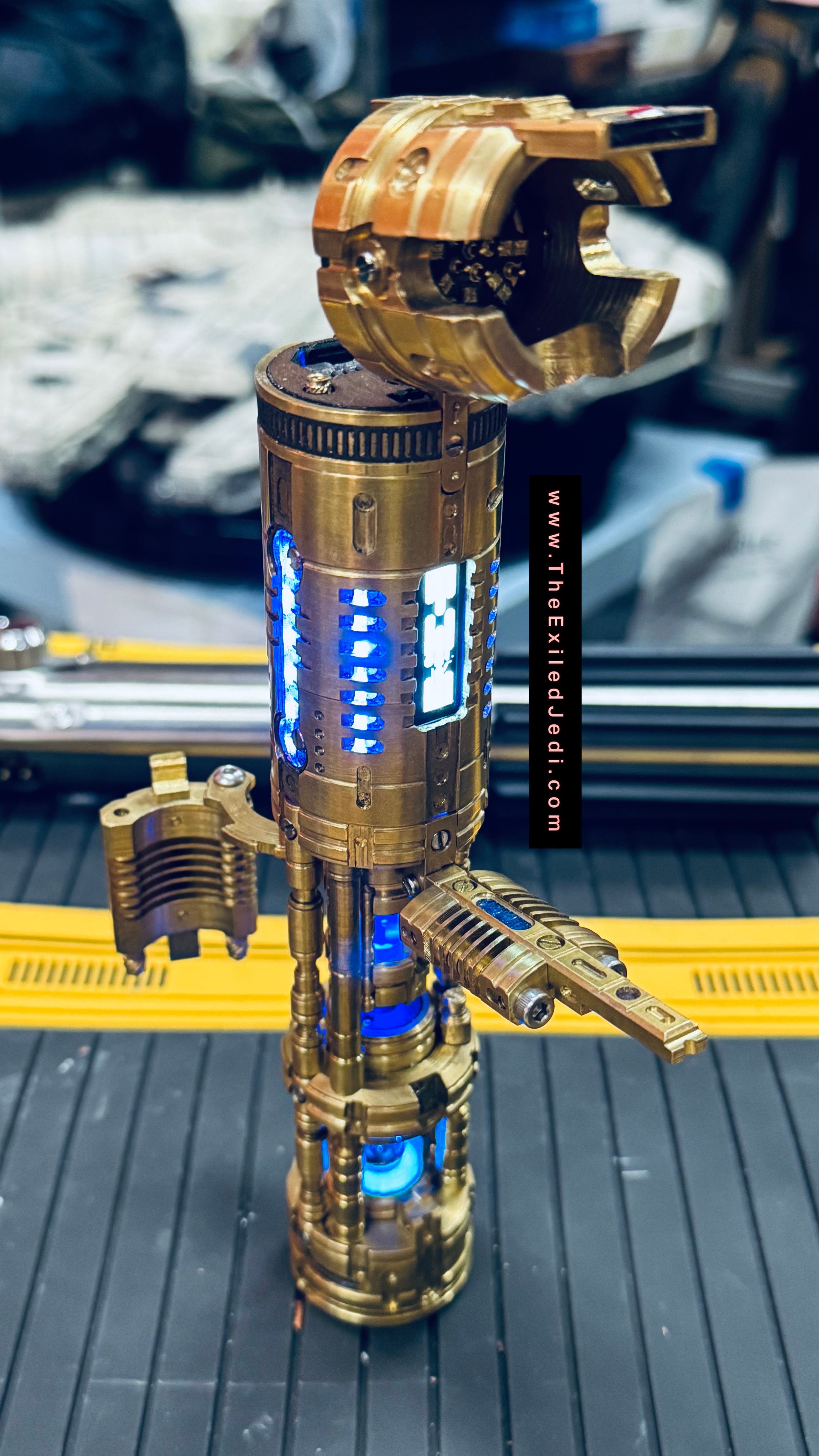Harp Grandmaster Chassis "Golden Knight Garo" photo 9