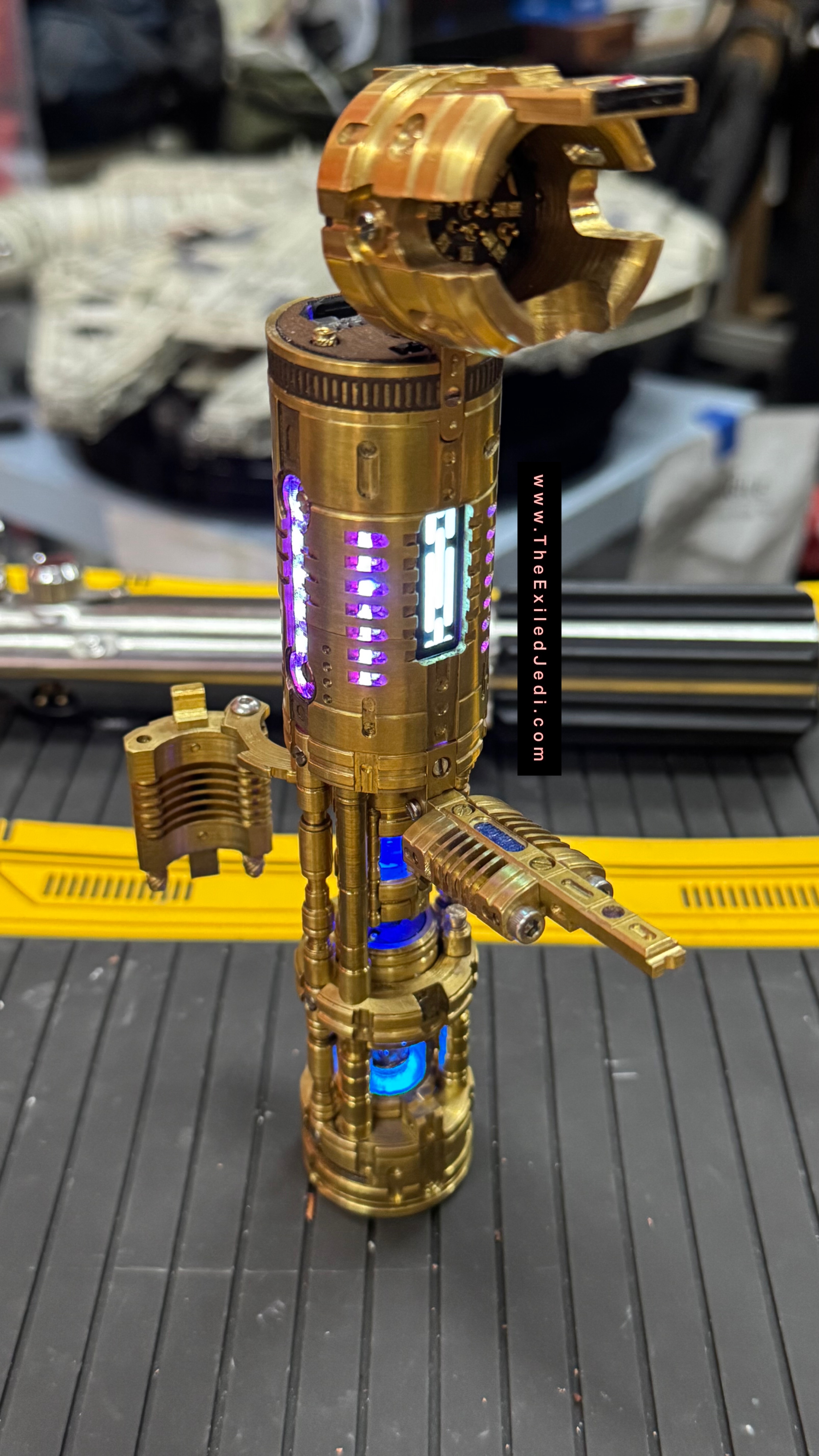 Harp Grandmaster Chassis "Golden Knight Garo" photo 8
