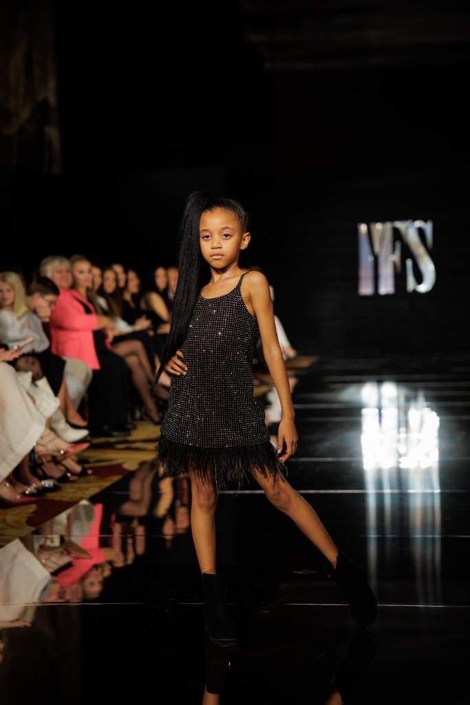 Milana Loren Couture 36