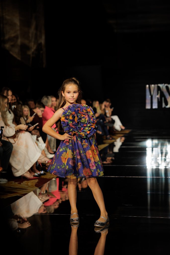 Milana Loren Couture 38