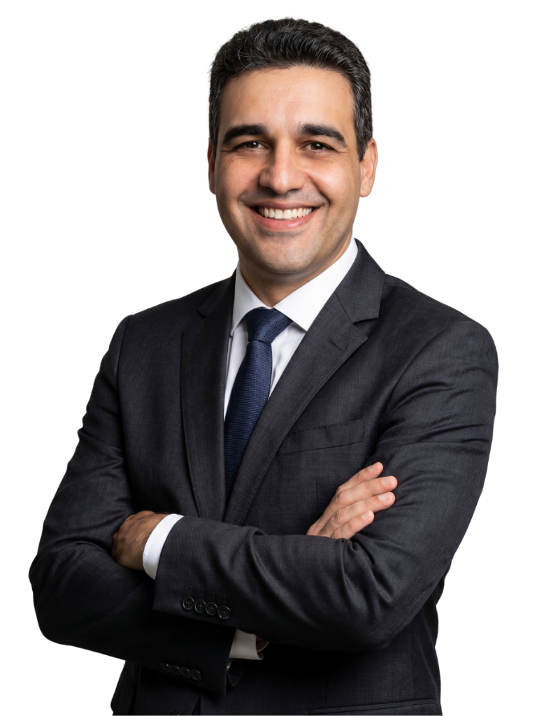 Vitor Ferreira, Director at Centro Educacional Litteral / Objetivo Mogi — Brazil