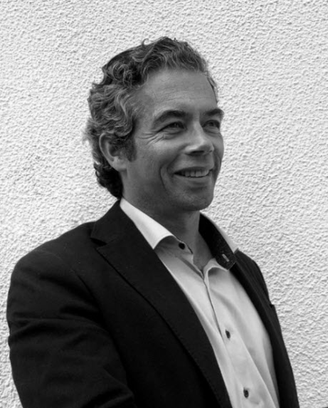 Alastair G. Wallace