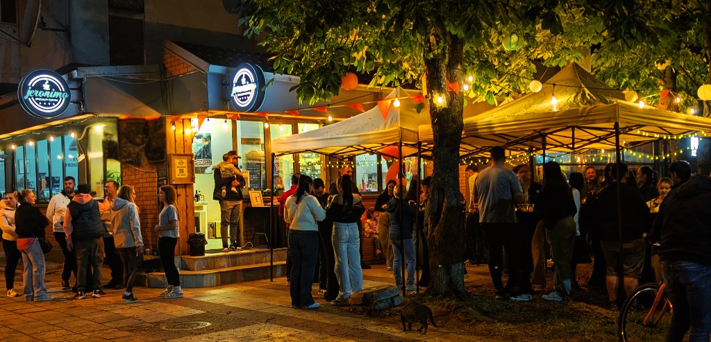Jeronimo Specialty Coffee Roastery & Bar