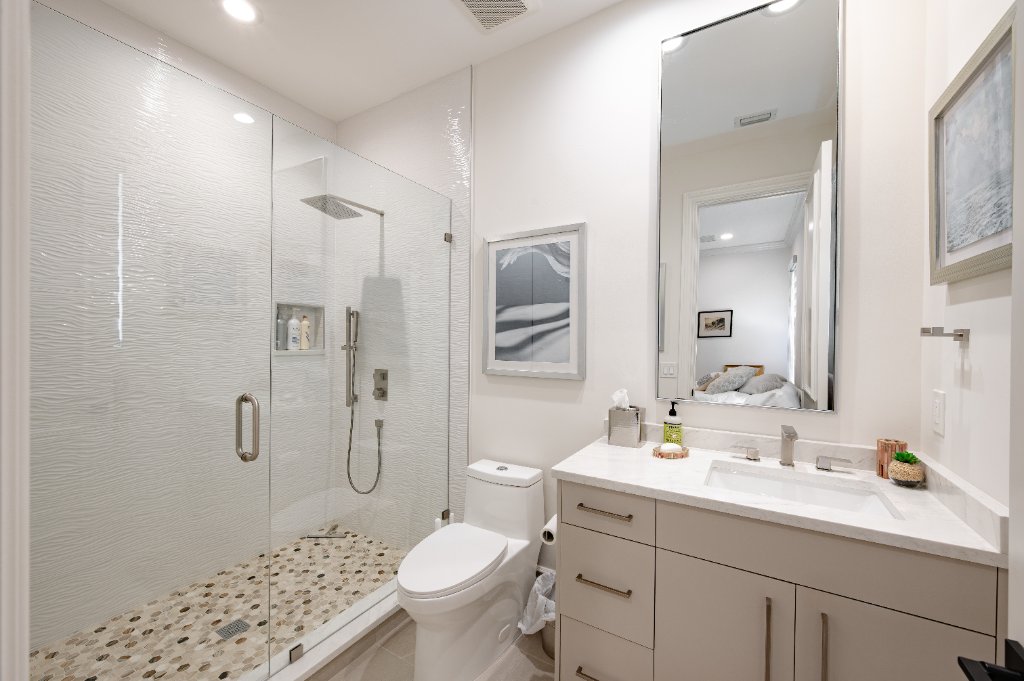 Bathrooms 13