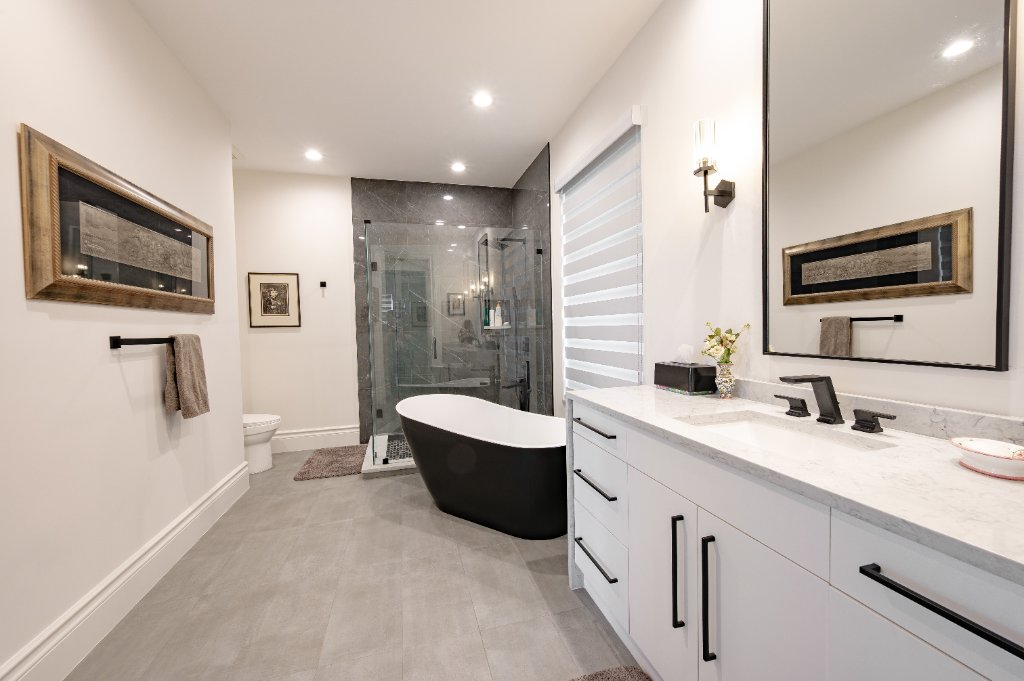 Bathrooms 10