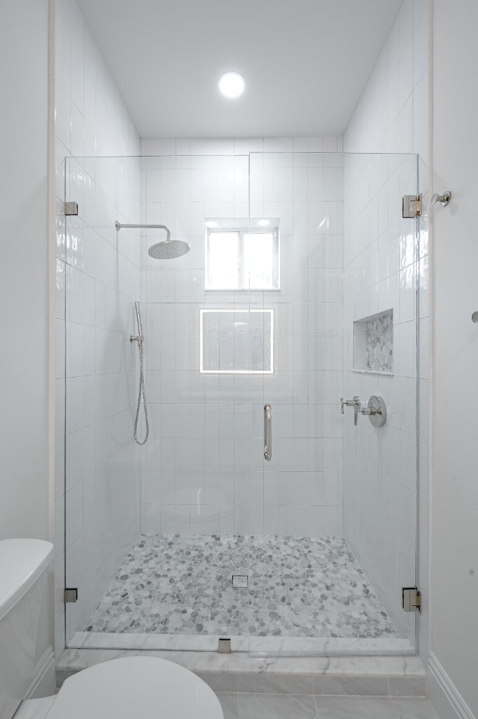 Bathrooms 4