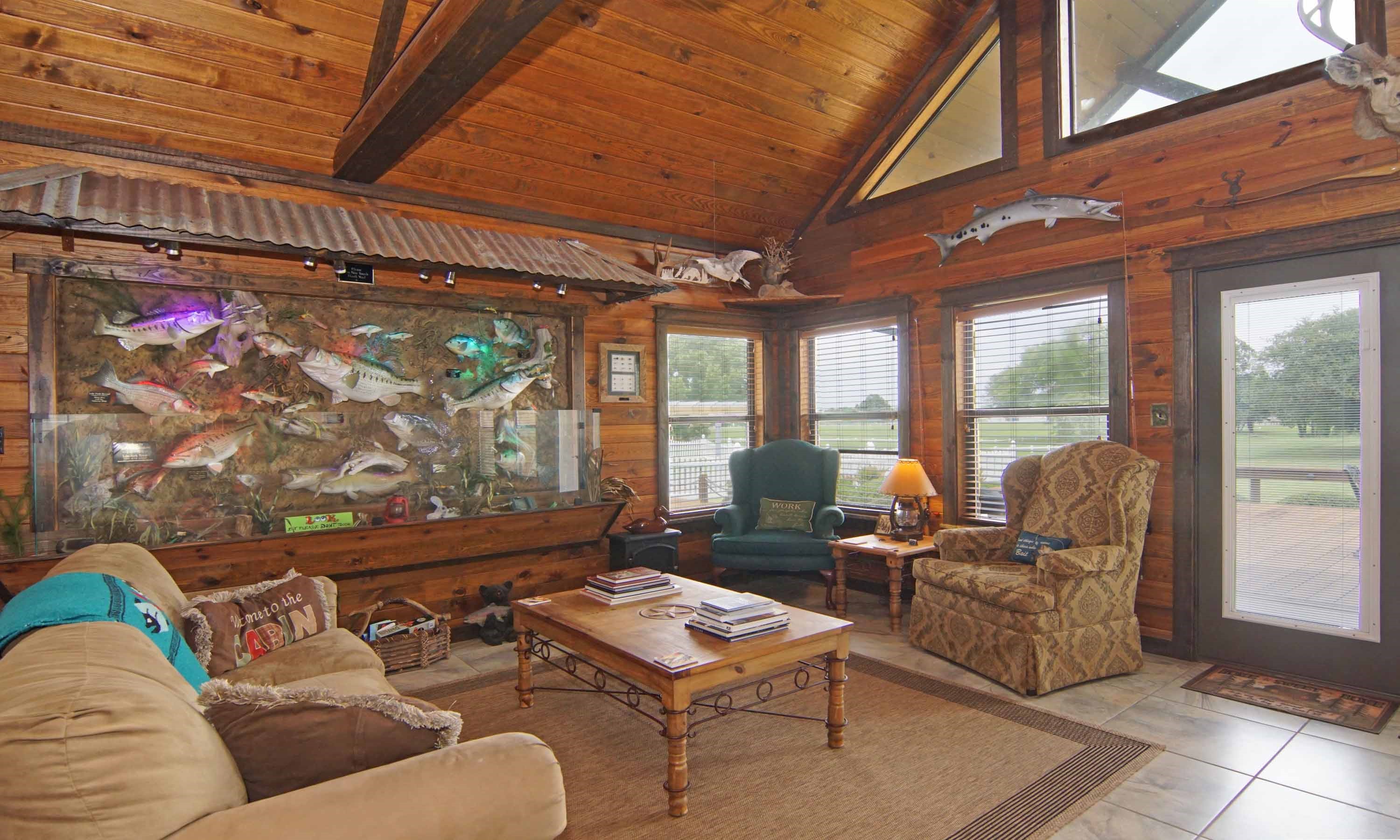 Living Room - Fish Wall Scene