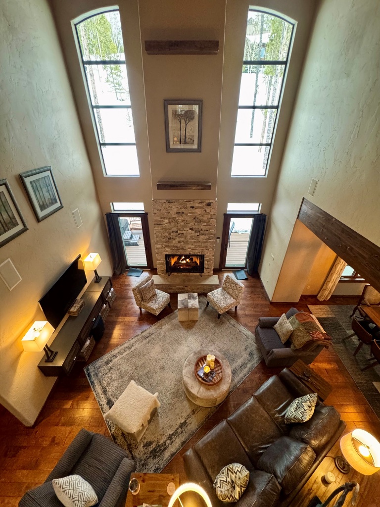 Living Room - Aerial View with Fireplace & Seating