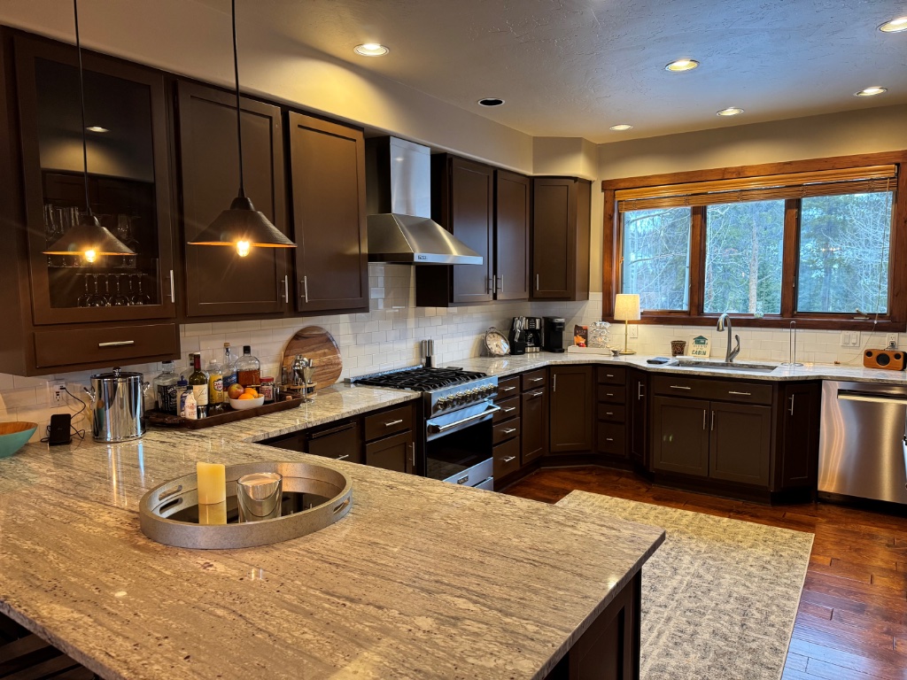 Gourmet Kitchen - Evening Ambiance
