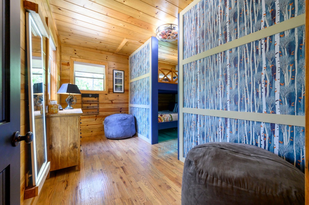 Bunk Room - Wood Walls, Beanbags & Bunk Beds