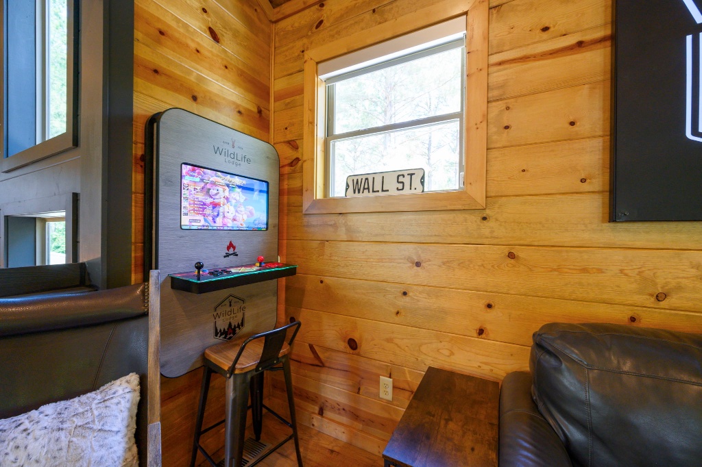 Game Loft - Shuffleboard Table