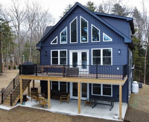 Navy Vinyl Siding