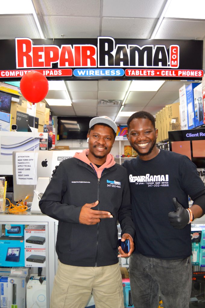 RepairRama technicians at the counter