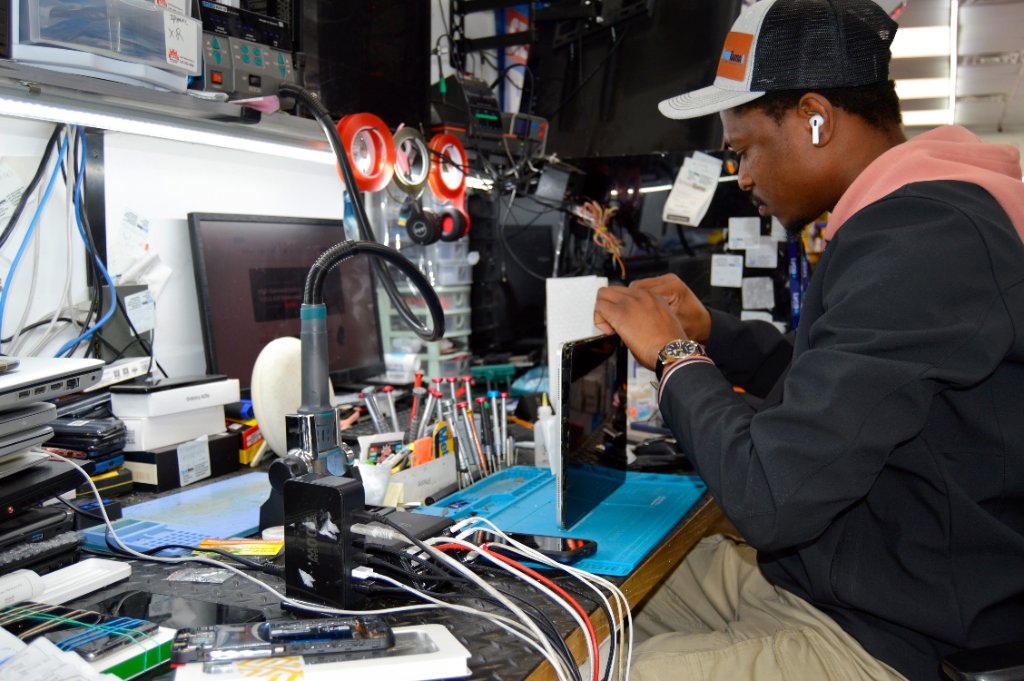 Expert technician at repair station