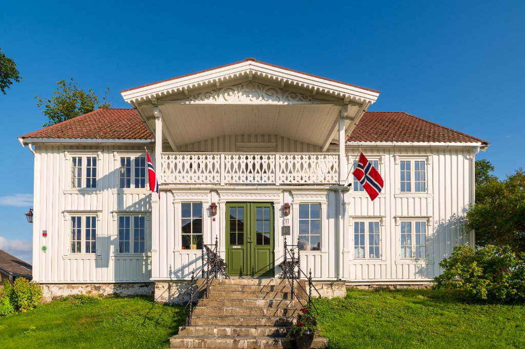 Væreiergården
