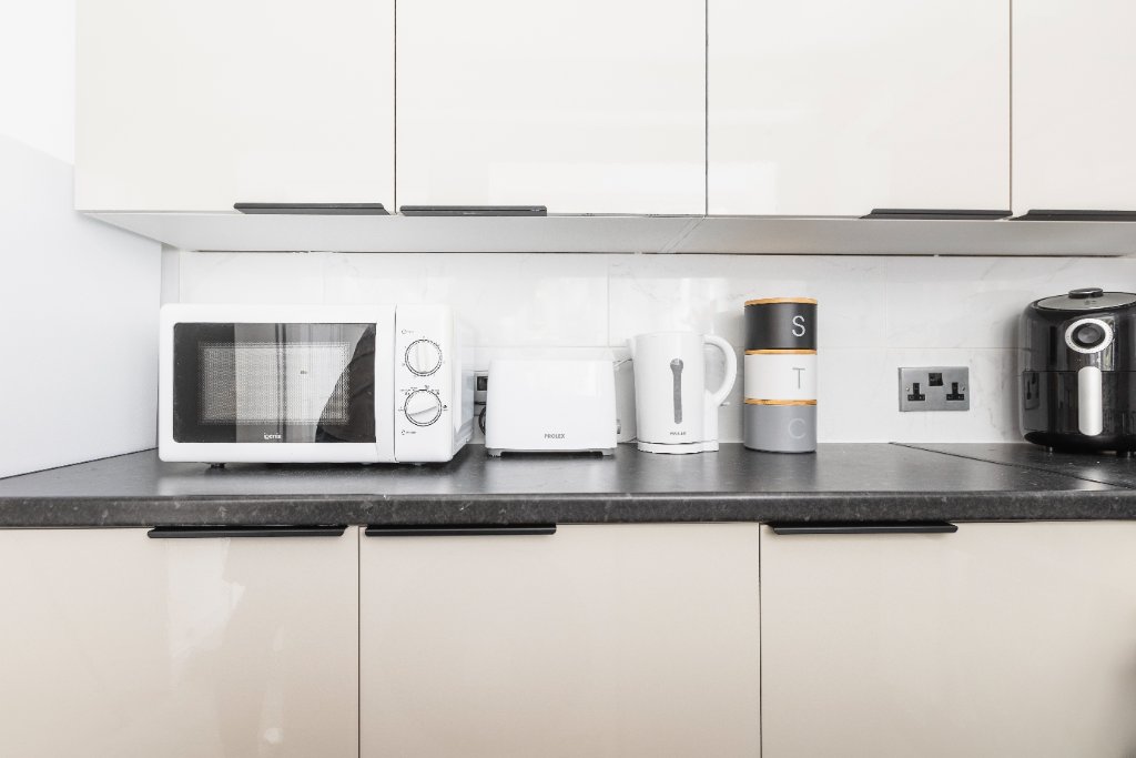 Kitchen appliances counter