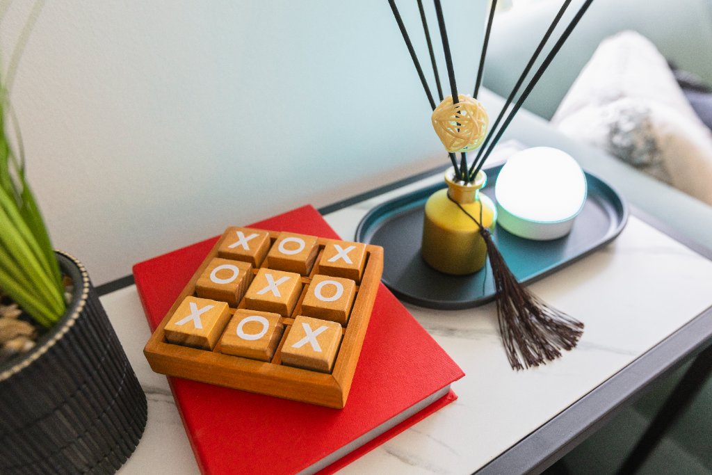 Noughts and crosses game and Amazon Echo