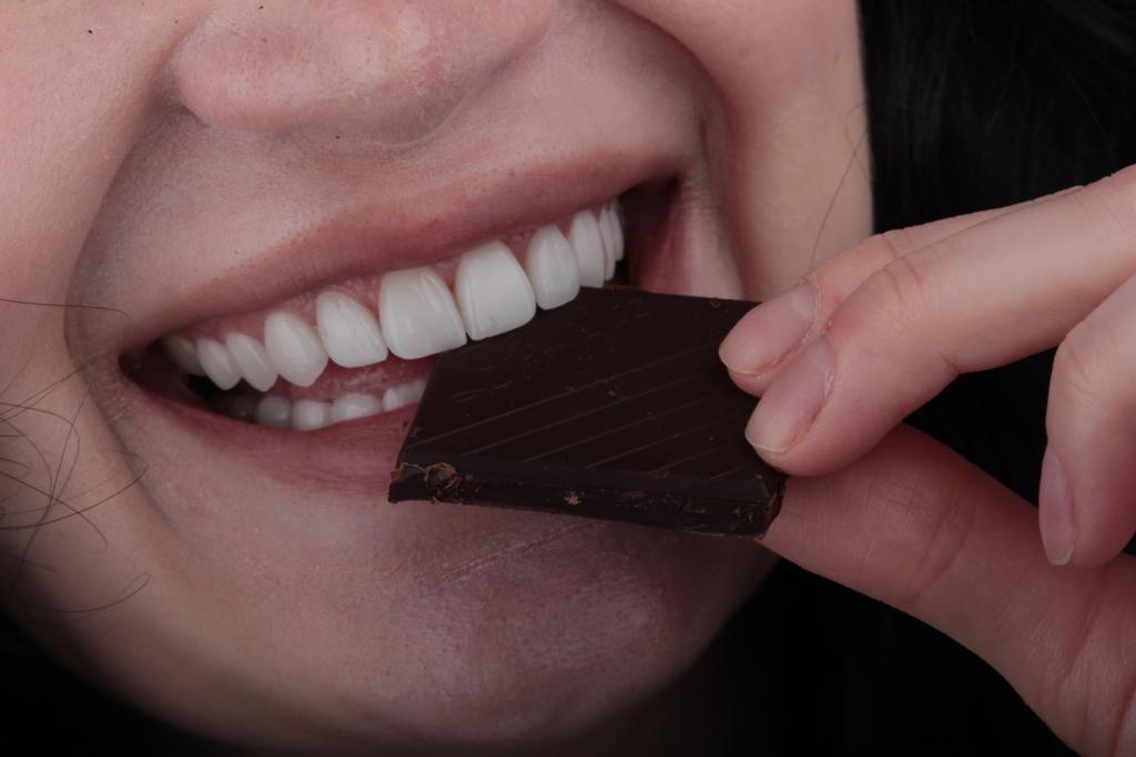 Porcelain Veneers — Lifestyle