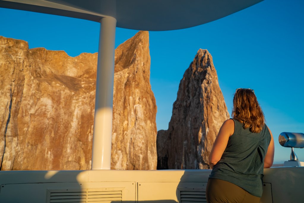 Guest relaxing in the M/C Ocean Spray whirlpool with island view