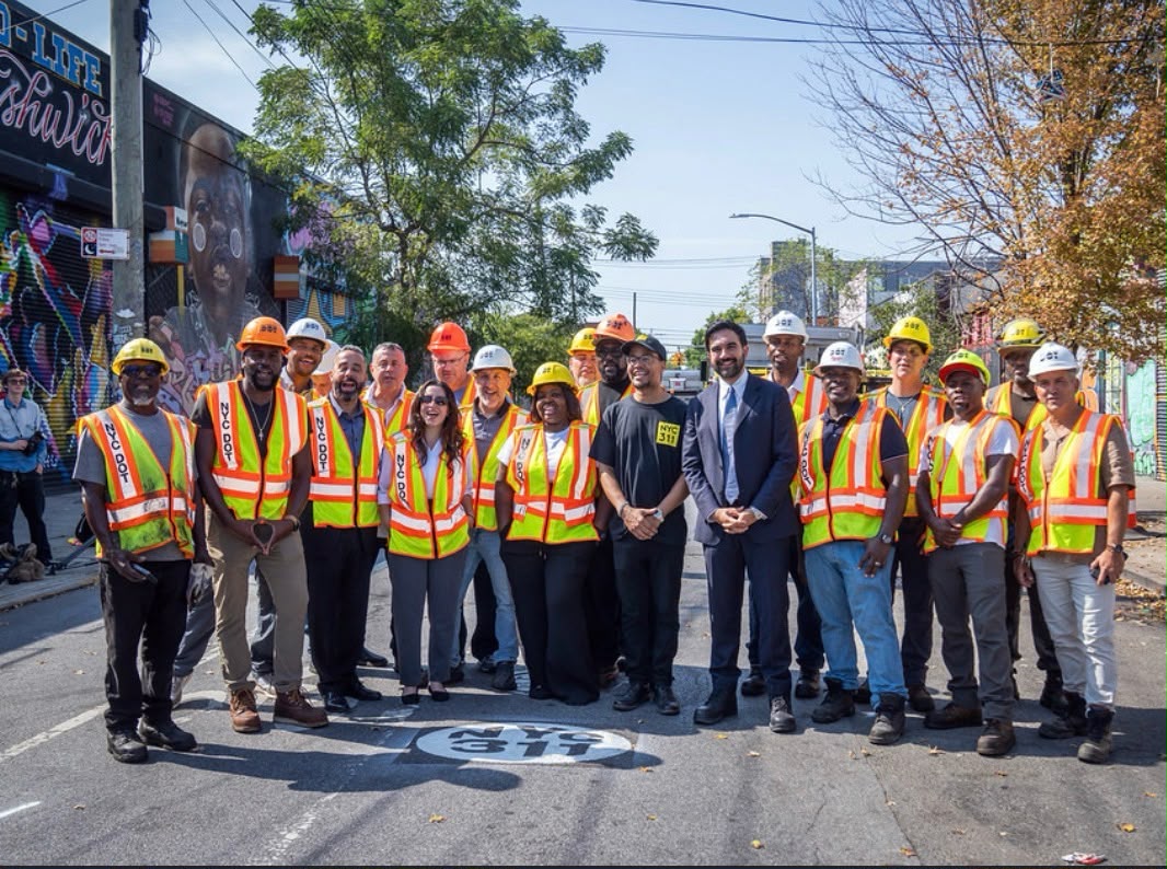 Mayor Mamdani Helps Repair New York City's 200,000th Pothole of 2026