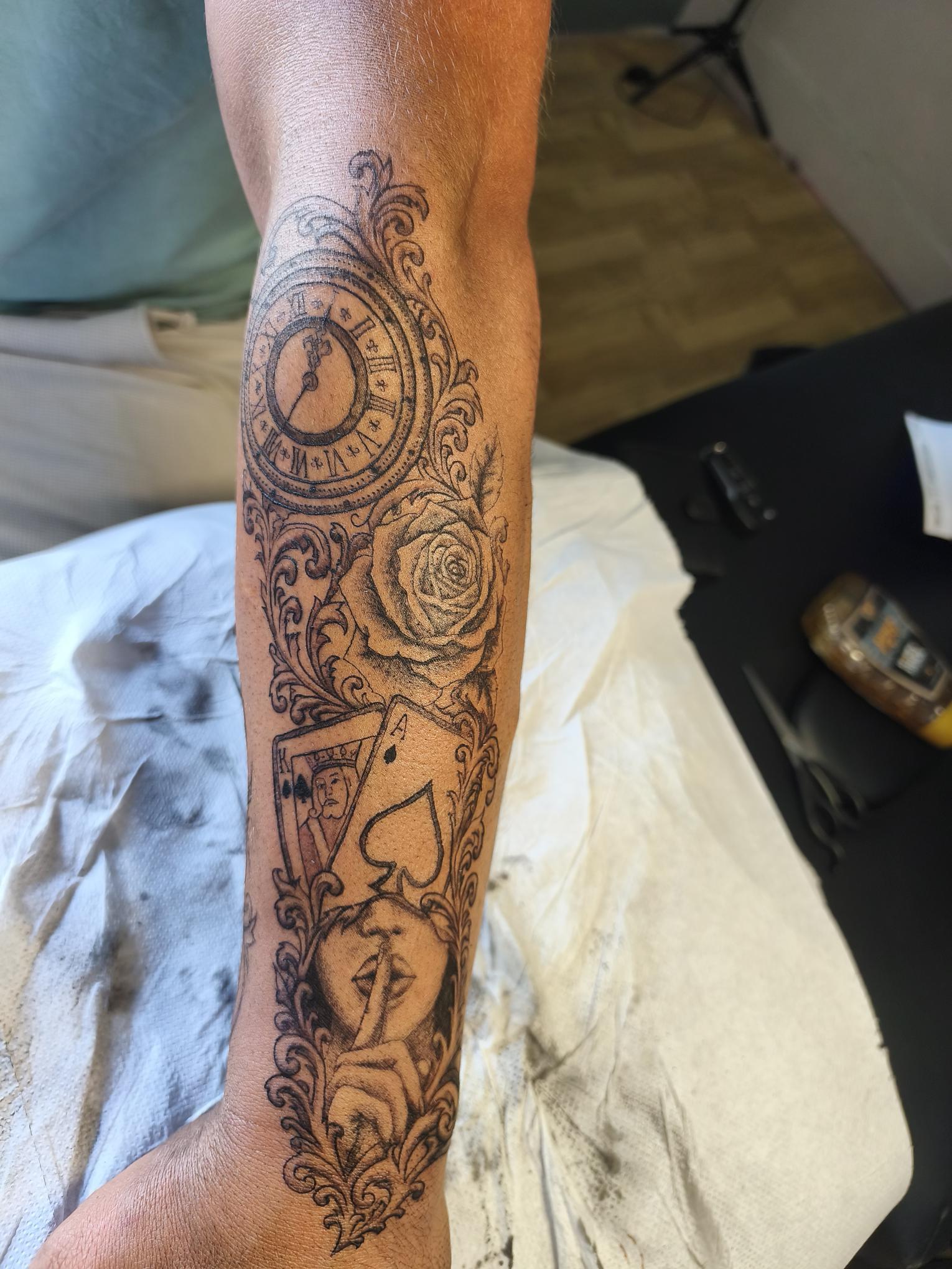 Horloge, Rose & Cartes