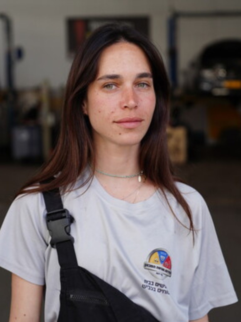 קים עלמני פיאניקה