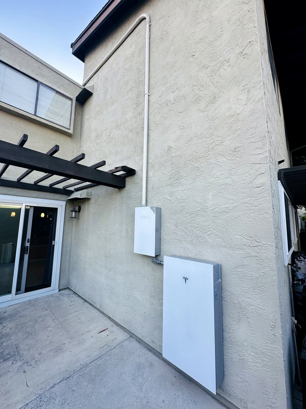 Solar and Tesla Powerwall install by ION ENERGY in Imperial Valley