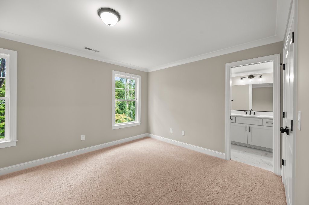 Upstairs bedroom with en suite