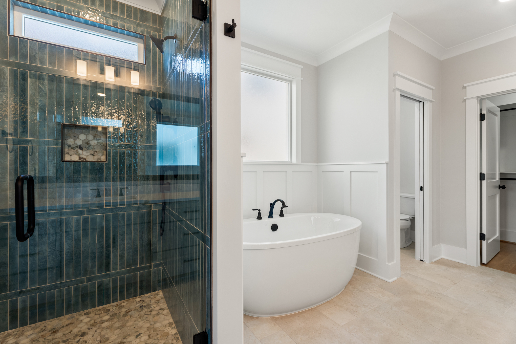 727 Royal Jasmine Ct - Primary Bathroom Shower & Soaking Tub