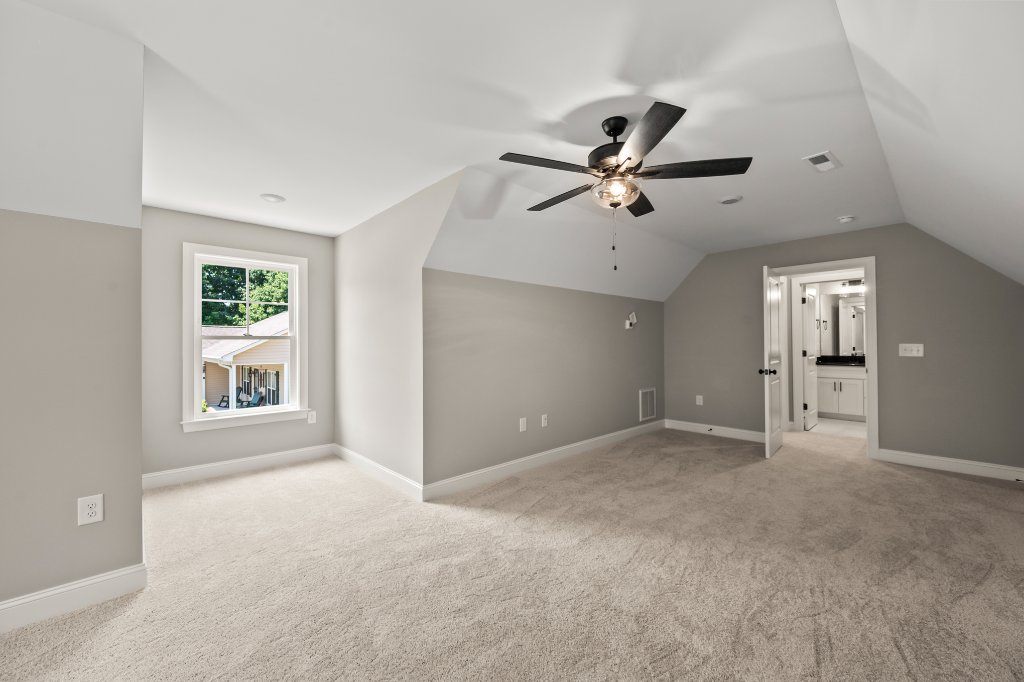 Upstairs bedroom with en suite