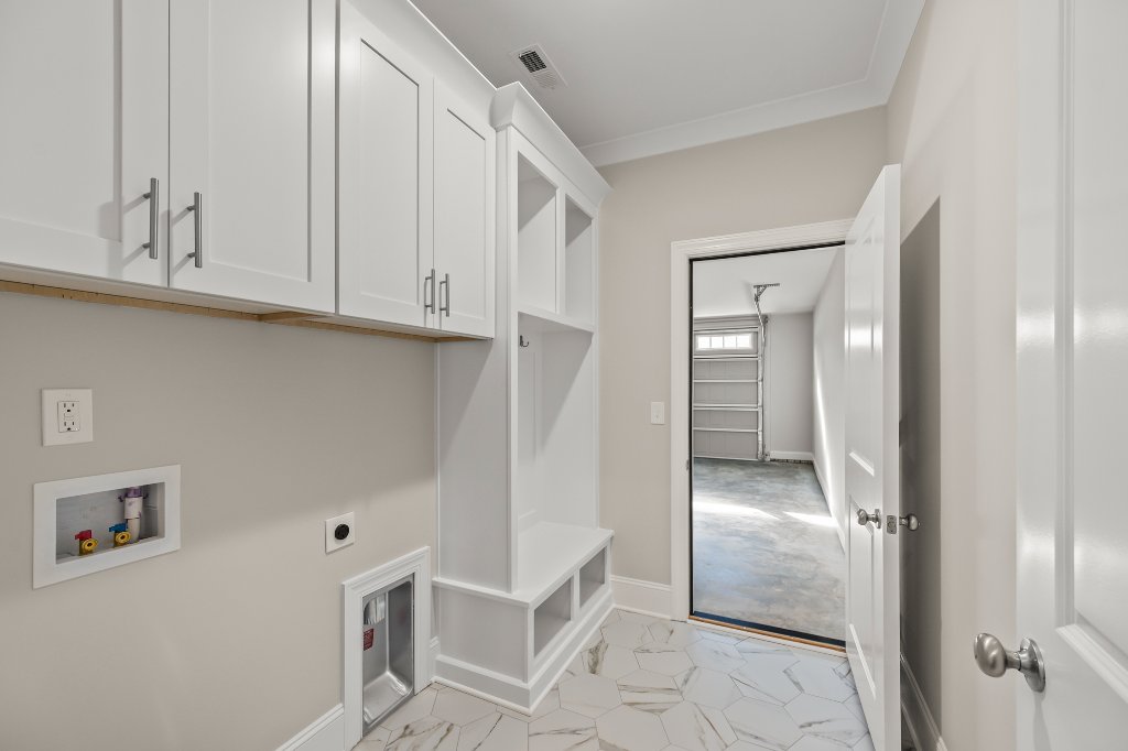555 Alpine Rd. Main level primary suite with coffered ceiling.