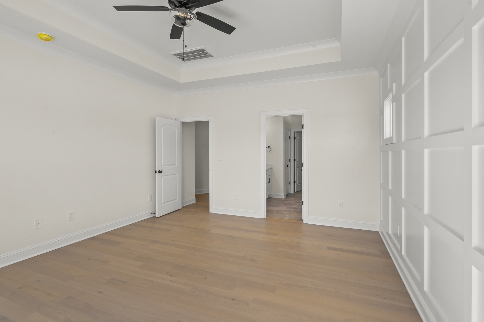 192 Cool Run - Primary Bedroom with Tray Ceiling