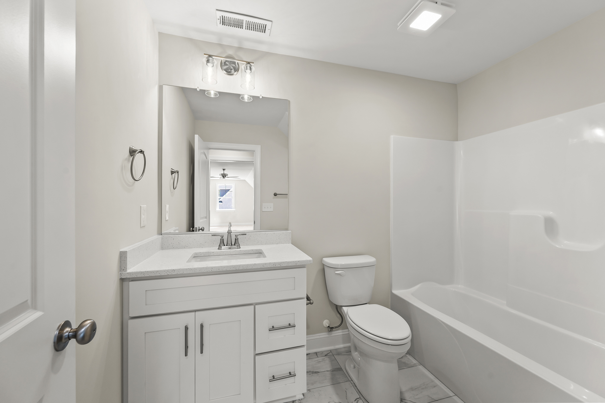 174 Cool Run - Upstairs Walk-In Closet