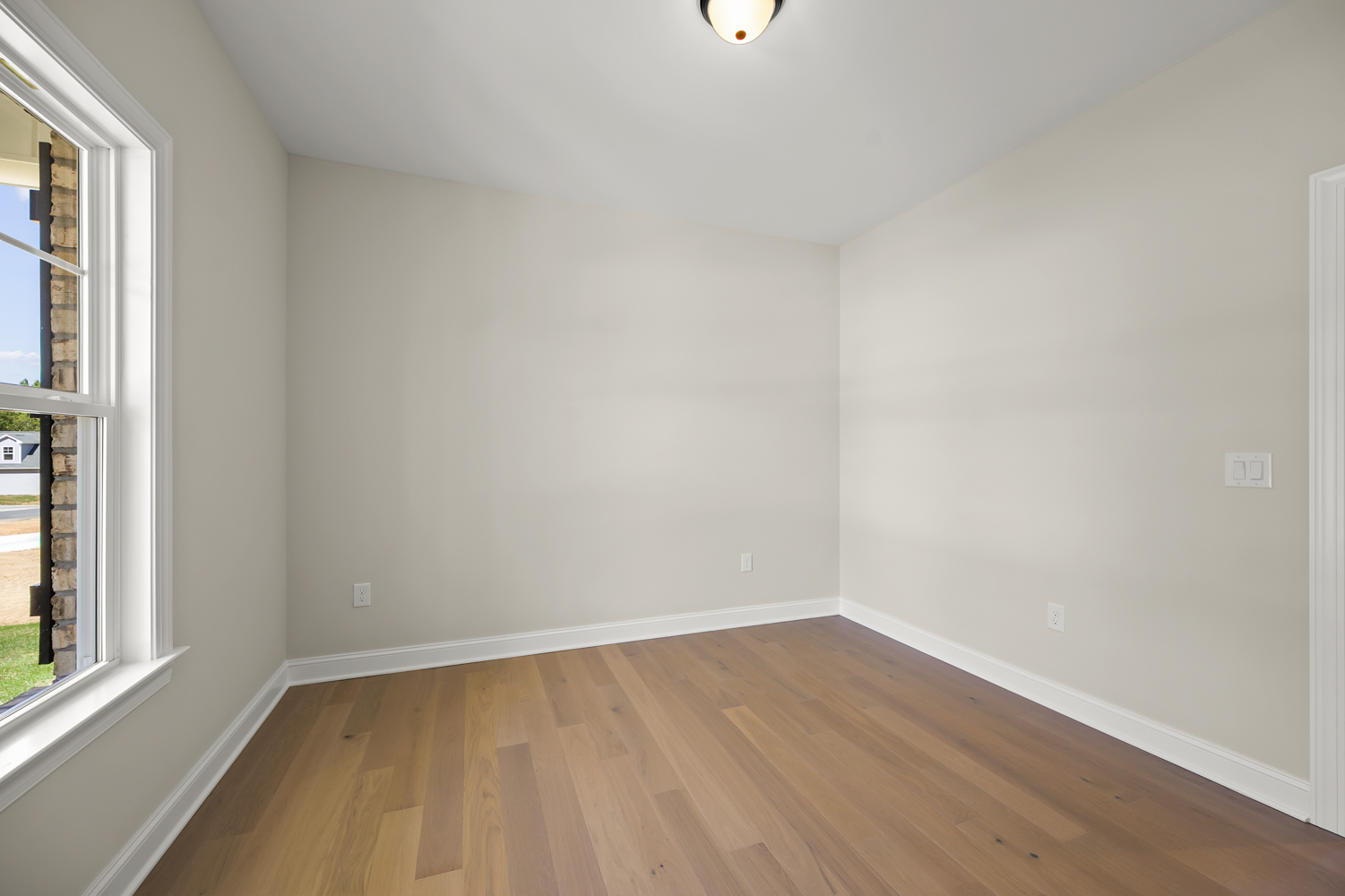212 Cool Run - Bedroom with Double-Hung Window