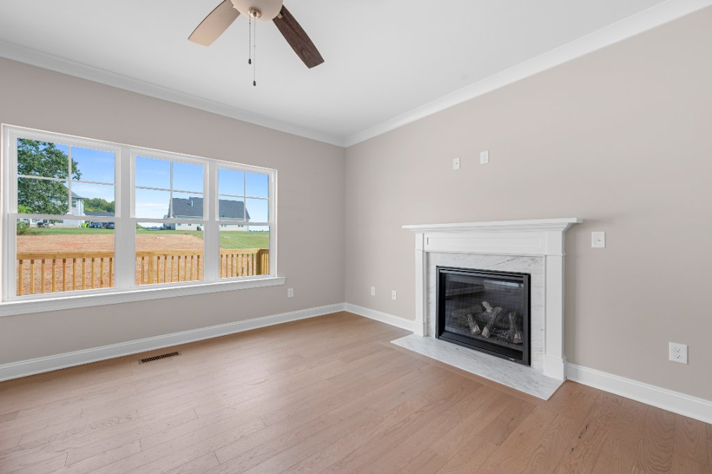Living room with gas fireplace