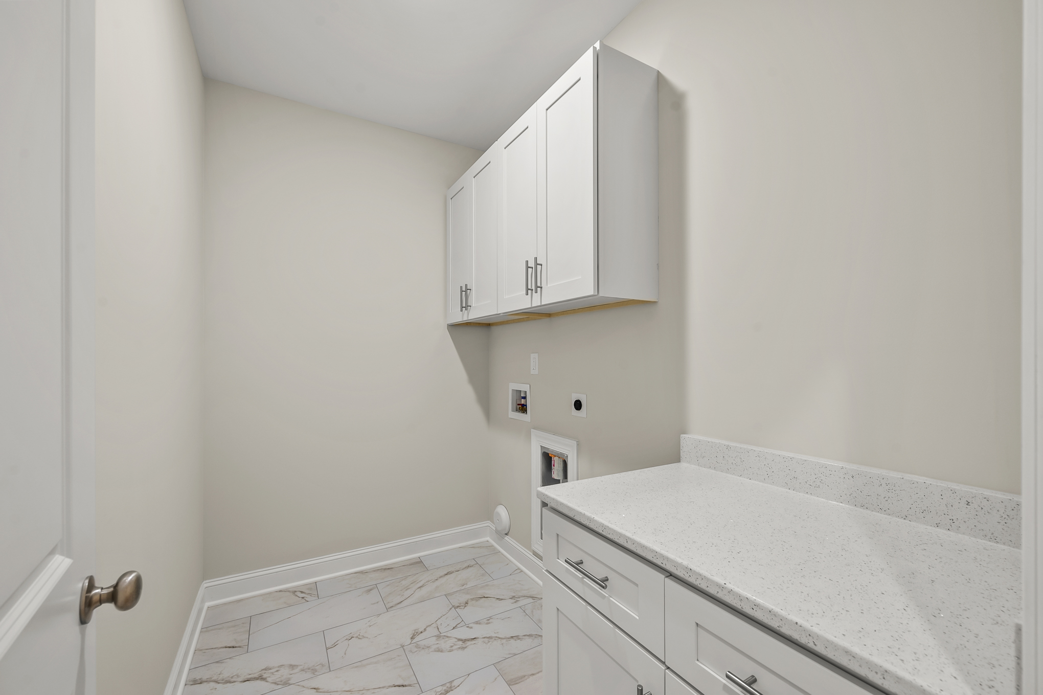 174 Cool Run - Laundry Room with Cabinetry
