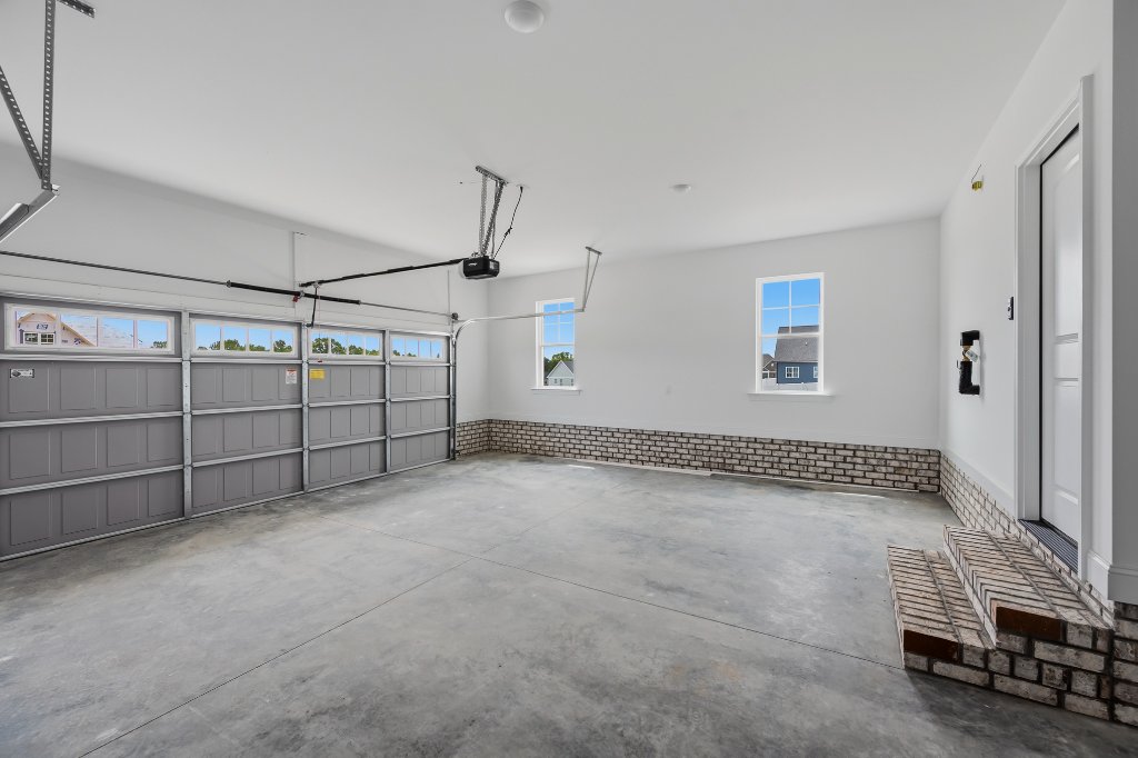 173 Cool Run, two-car garage interior
